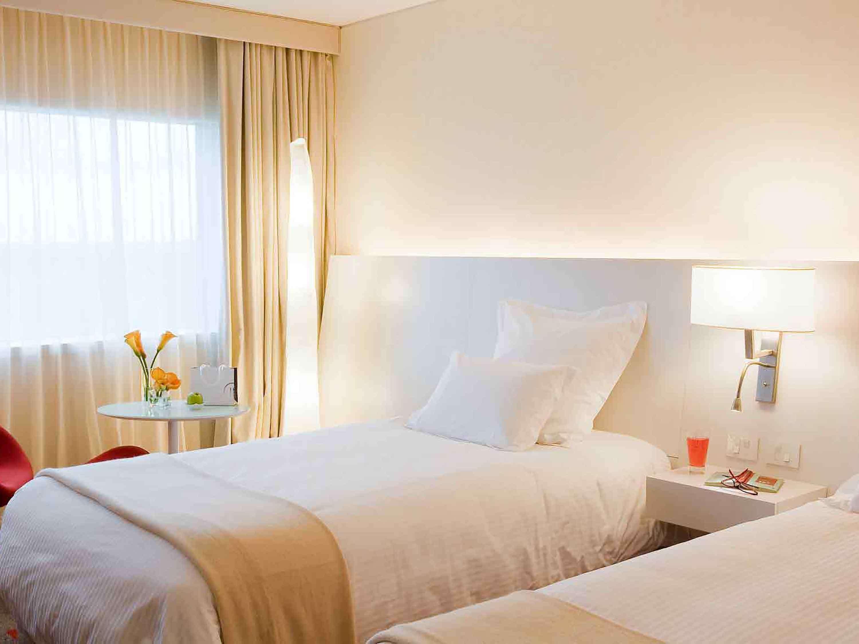 Hotel Pullman City Center โรซาริโอ ภายนอก รูปภาพ